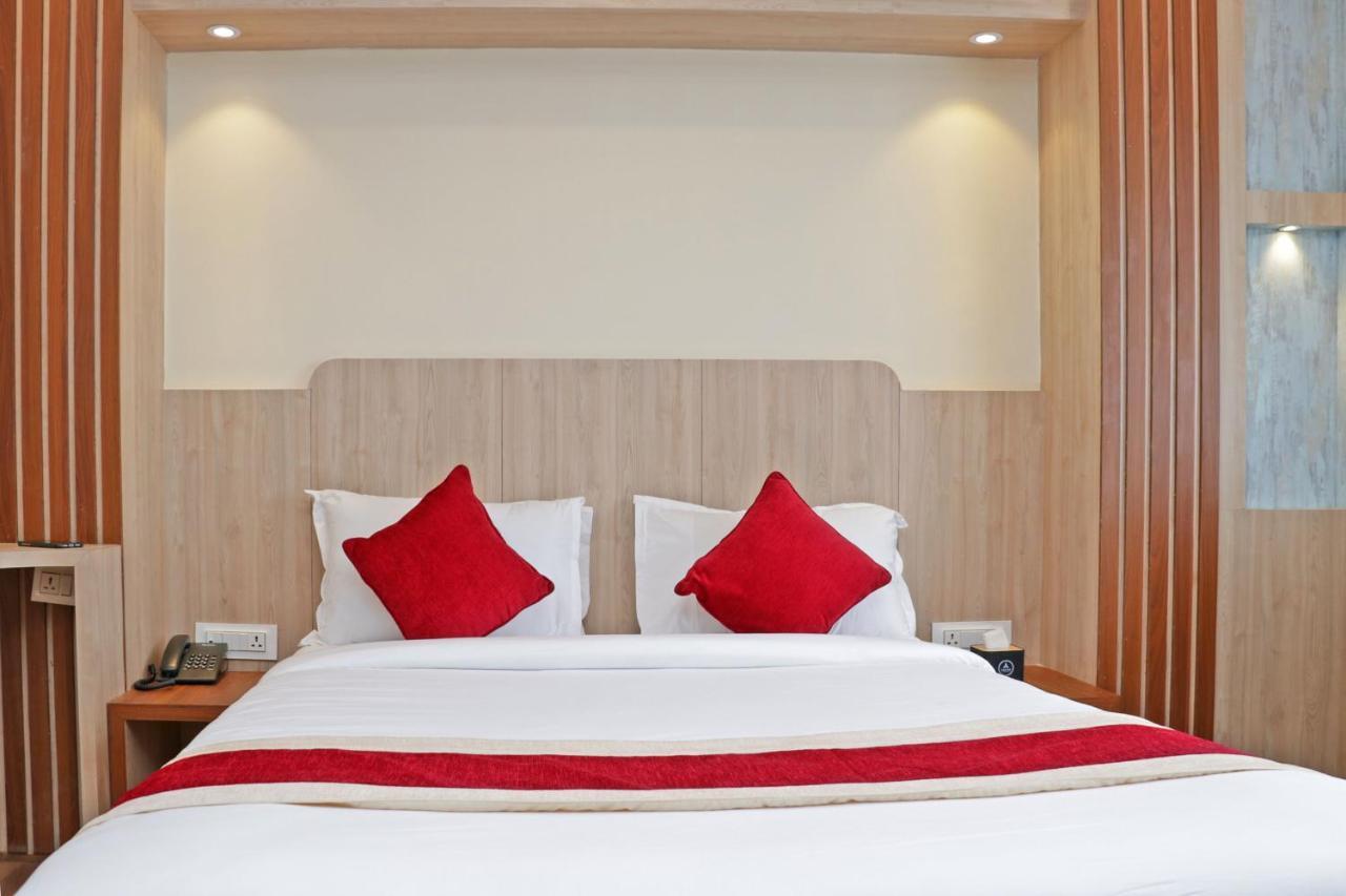 Hotel Nilakantha Pvt. Ltd Katmandu Kültér fotó