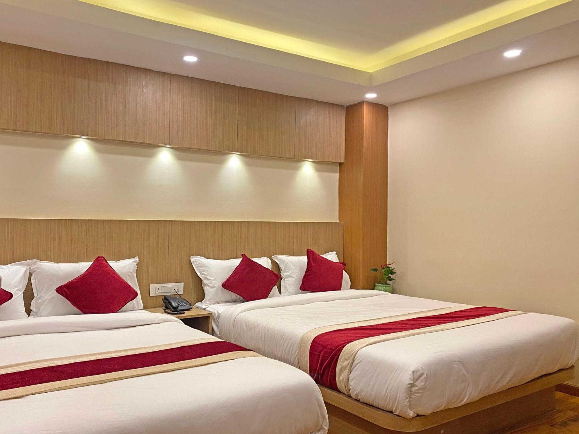Hotel Nilakantha Pvt. Ltd Katmandu Kültér fotó
